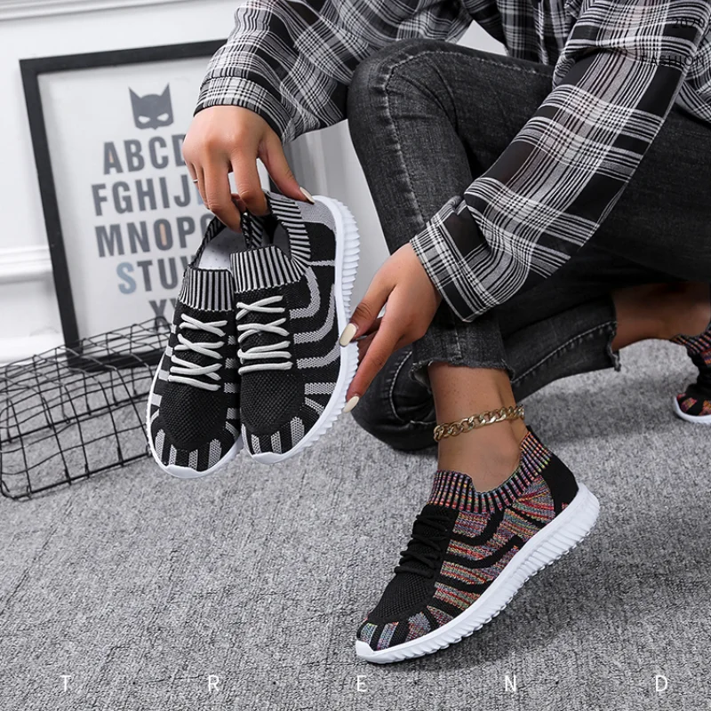 

2021 Hot Newest Spring Autumn Weave Breathable Casual Soft Women Flats Sports Shoes Cozy Women Designer Running Walking Sneakers
