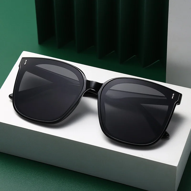 

2022 Luxury Korean Polarized Punk Sunglasses Women Oversized Retro Square Sun Glasses Men Lady Shades Oculos De Sol UV400