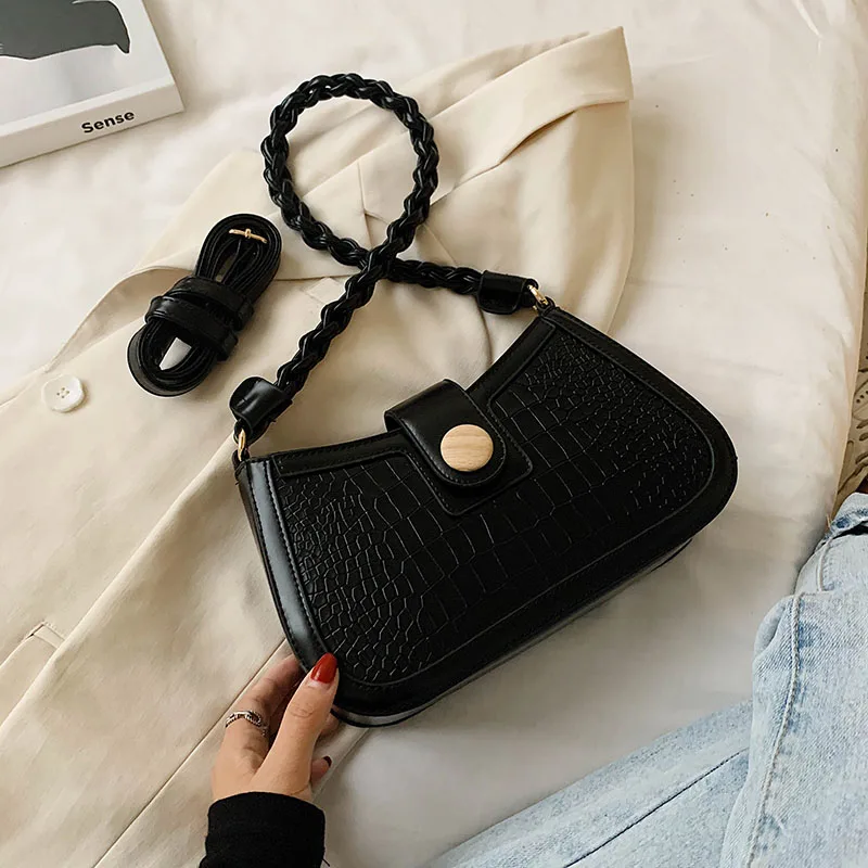 

New Woman Shoulder Bag Fashionable Simple Chain Messenger Bag High Quality Luxury Designer Handbag 2021 New Female Underarm Bag