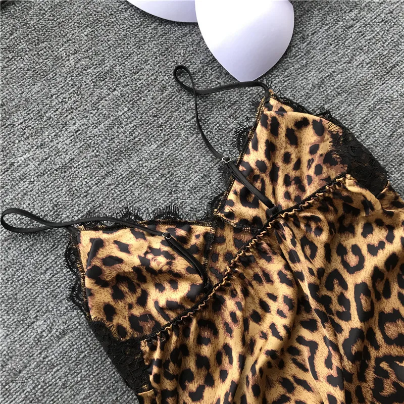 

Sexy Chiffon Thin Payment Comfortable Sleepwear Set Sling Sleepwear Lingerie Lace Leopard Print Underwear and Shorts Pajama Set