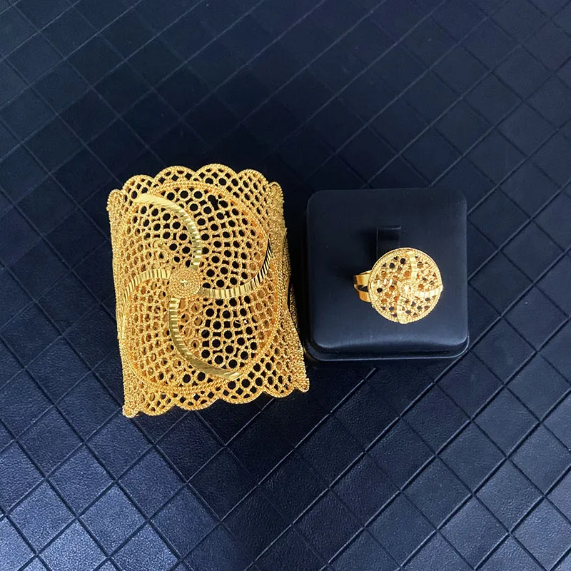 

Arabian Luxury Bridal Jewelry Wide Bracelet Ladies Ring Flower Design Open Cuff Bracelet Copper Gold Plated Jewelry