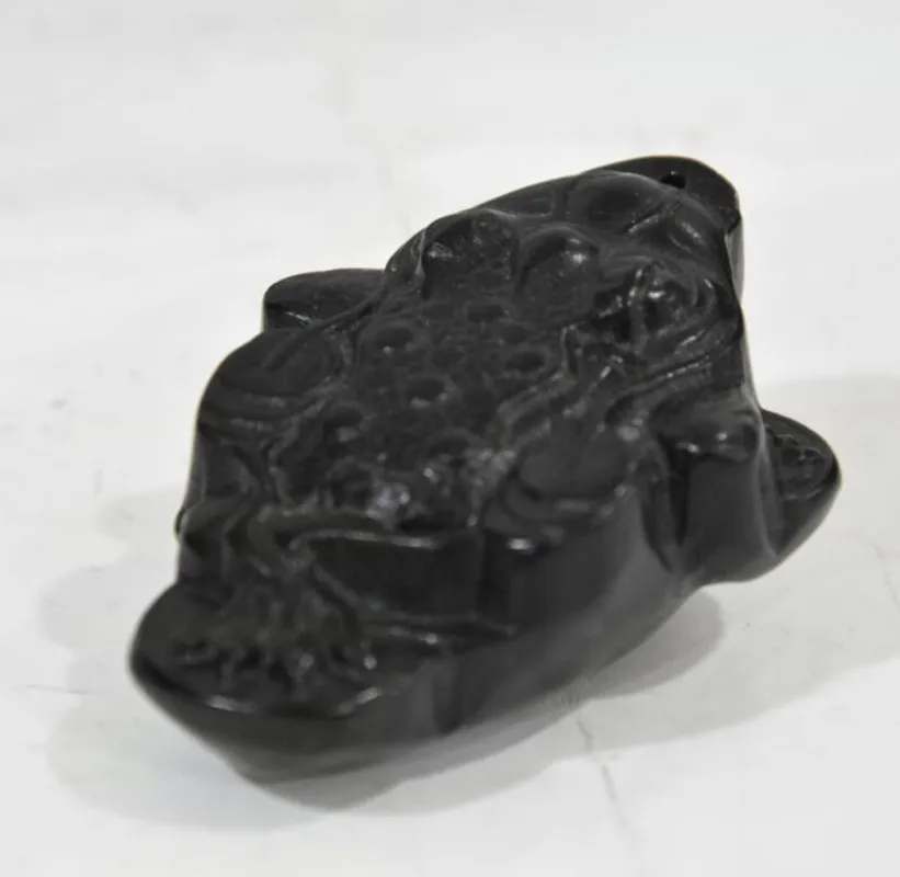 Hongshan culture archaize black iron meteorite recruit wealth gold toad amulet pendant statue