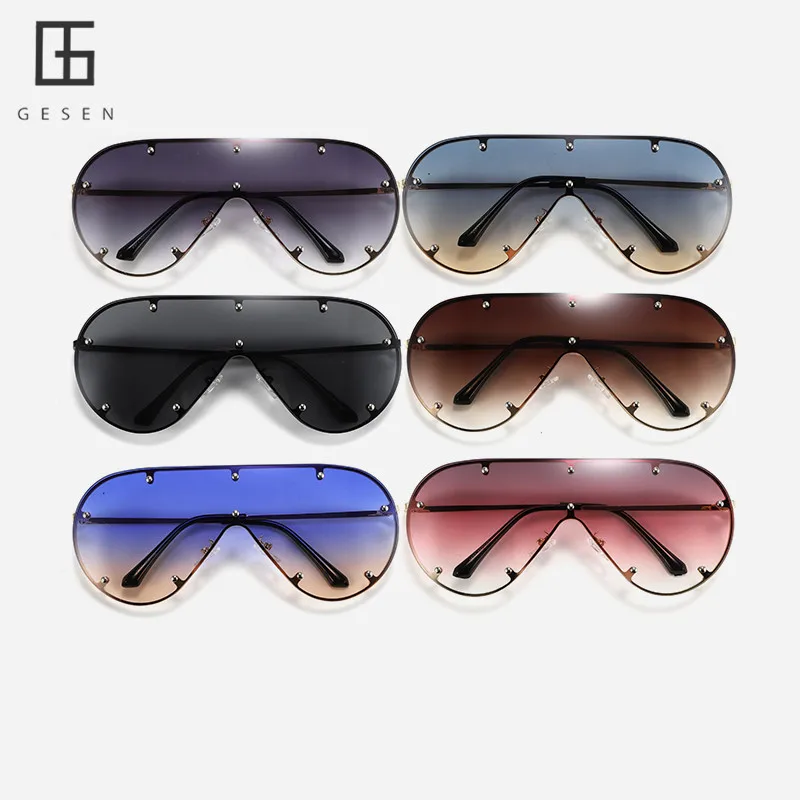 

GESEN Metal Rivet Eyeglass Oversized Mirror Square Sunglasses Men Women Shades Glasses Trend Unique Female With Eyewear Cases