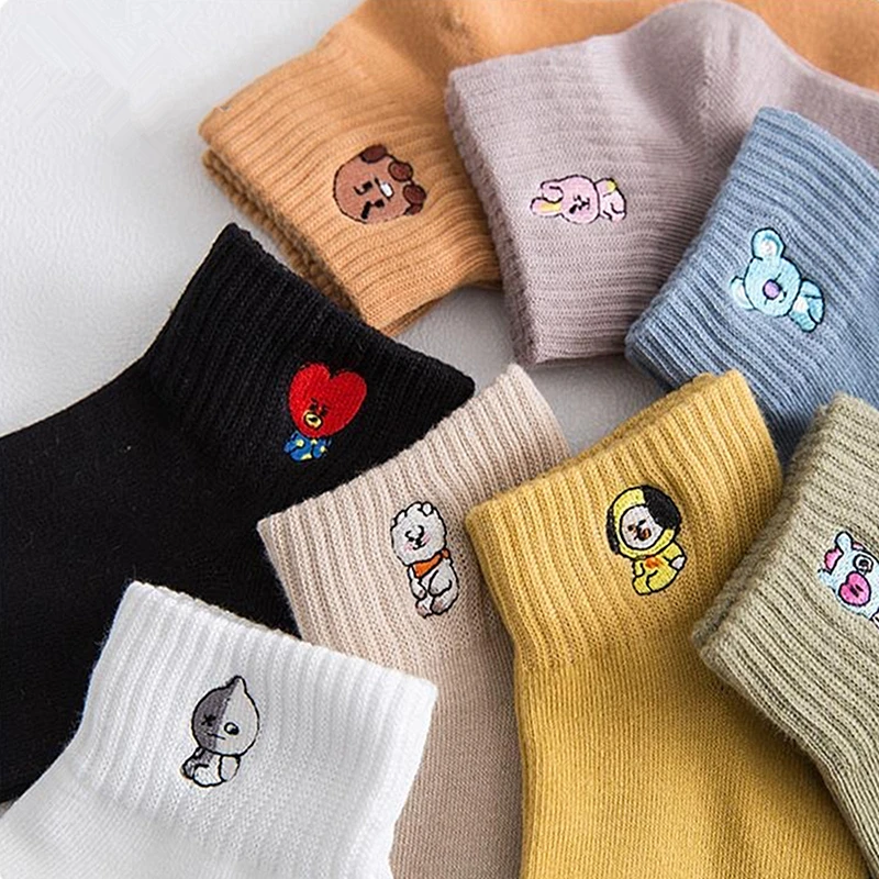 

Новые модные женские короткие носки, тапочки, хлопковые носки с мультяшным рисунком, милые носки в Корейском стиле Харадзюку на весну и зиму