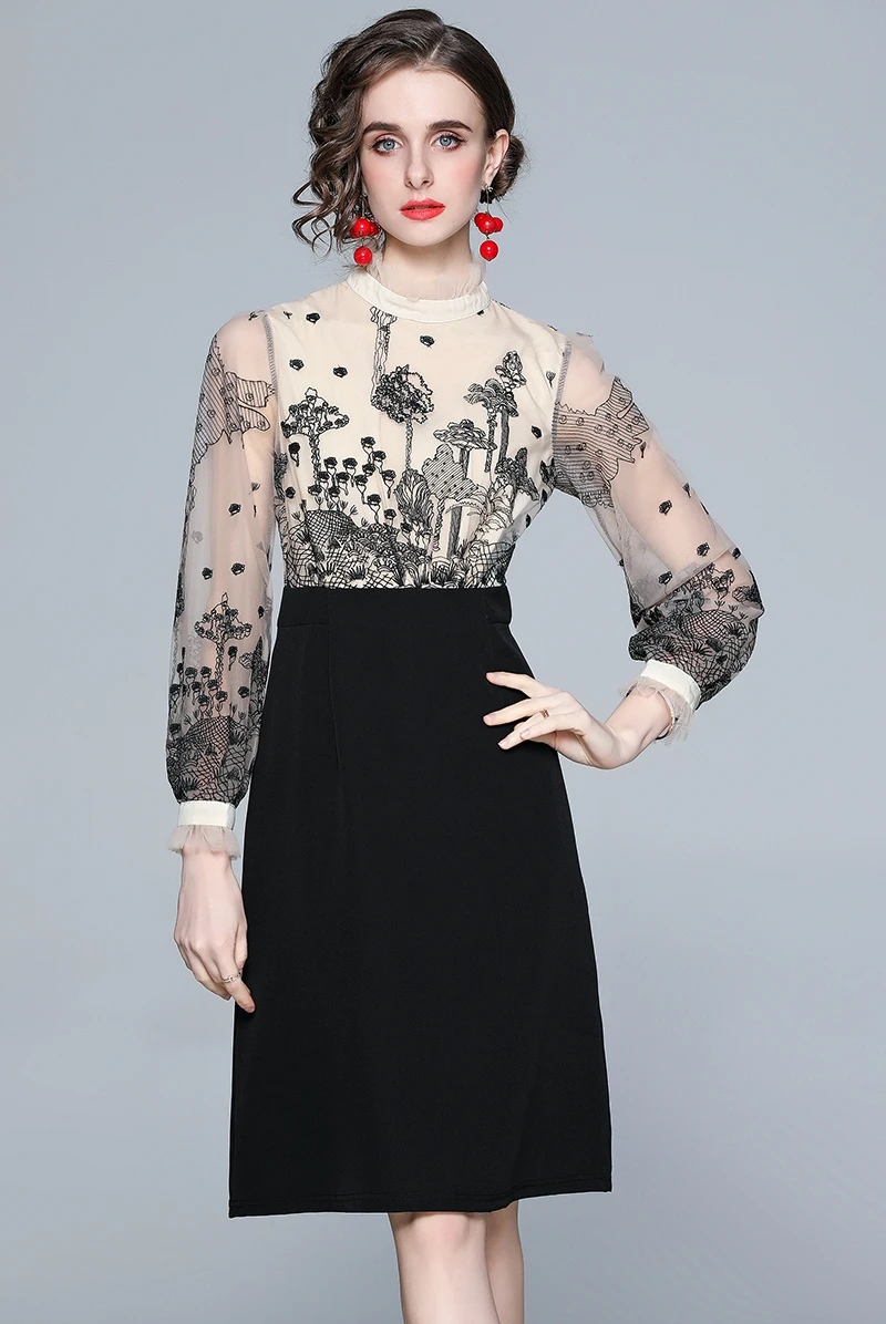 

COIGARSAM Patchwork Women dress New Embroidery Panelled Mesh Dresses Meters Apricot 8631