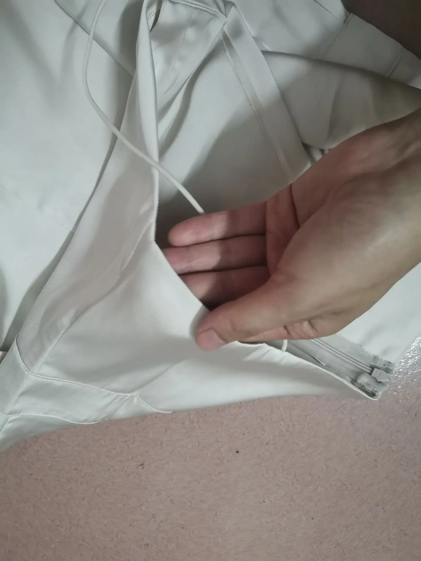 

2021 Summer New Fashion Solid Color Casual Thin Shoulder Strap Jumpsuit Women's Slim Sleeveless Backless Jumpsuit