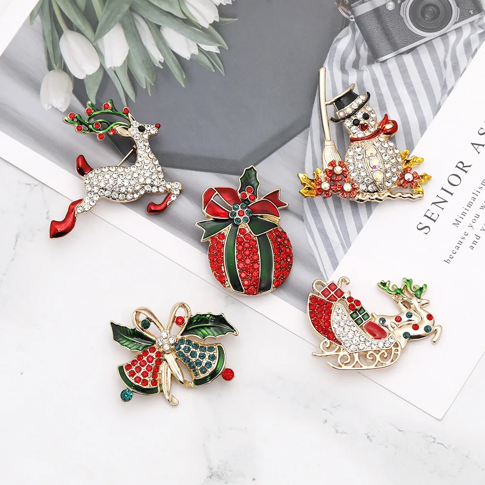 Новая модная Рождественская Брошь Стразы эмалевые Броши с колокольчиком Санта
