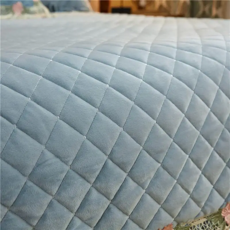 42 голубого фиолетового и бежевого цвета серого с кружевом вышивкой Толстая