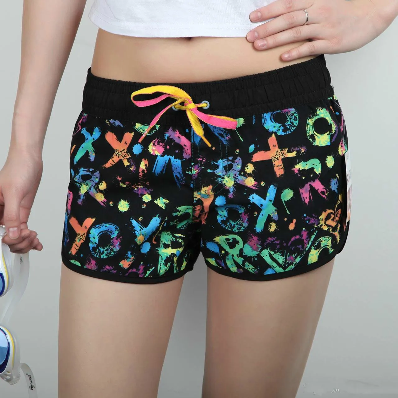 Женские спортивные шорты из спандекса Свободные повседневные пляжные для