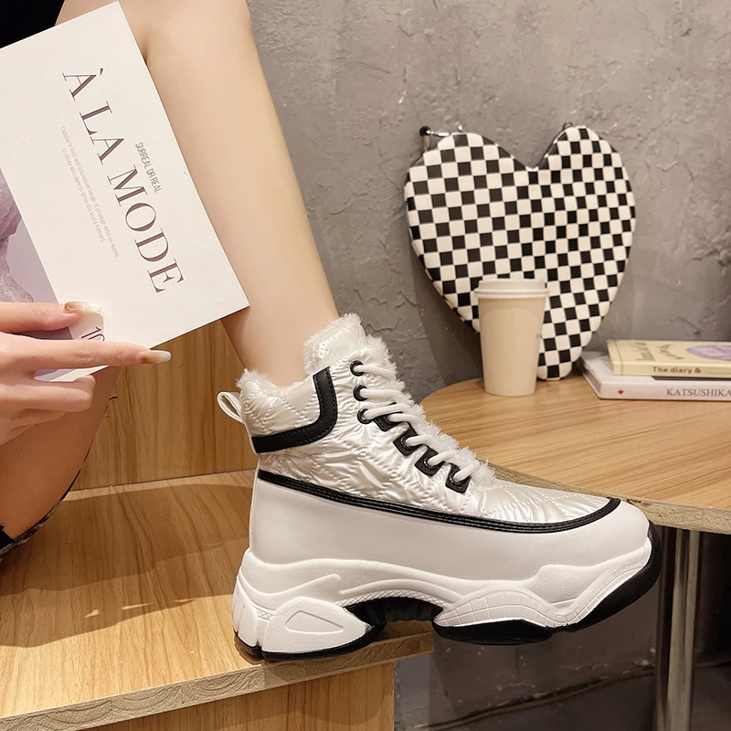 

Женские ботинки, теплые зимние ботинки, зимняя непромокаемая обувь на шнуровке с плюшевой подкладкой, модная женская обувь, водонепроницае...