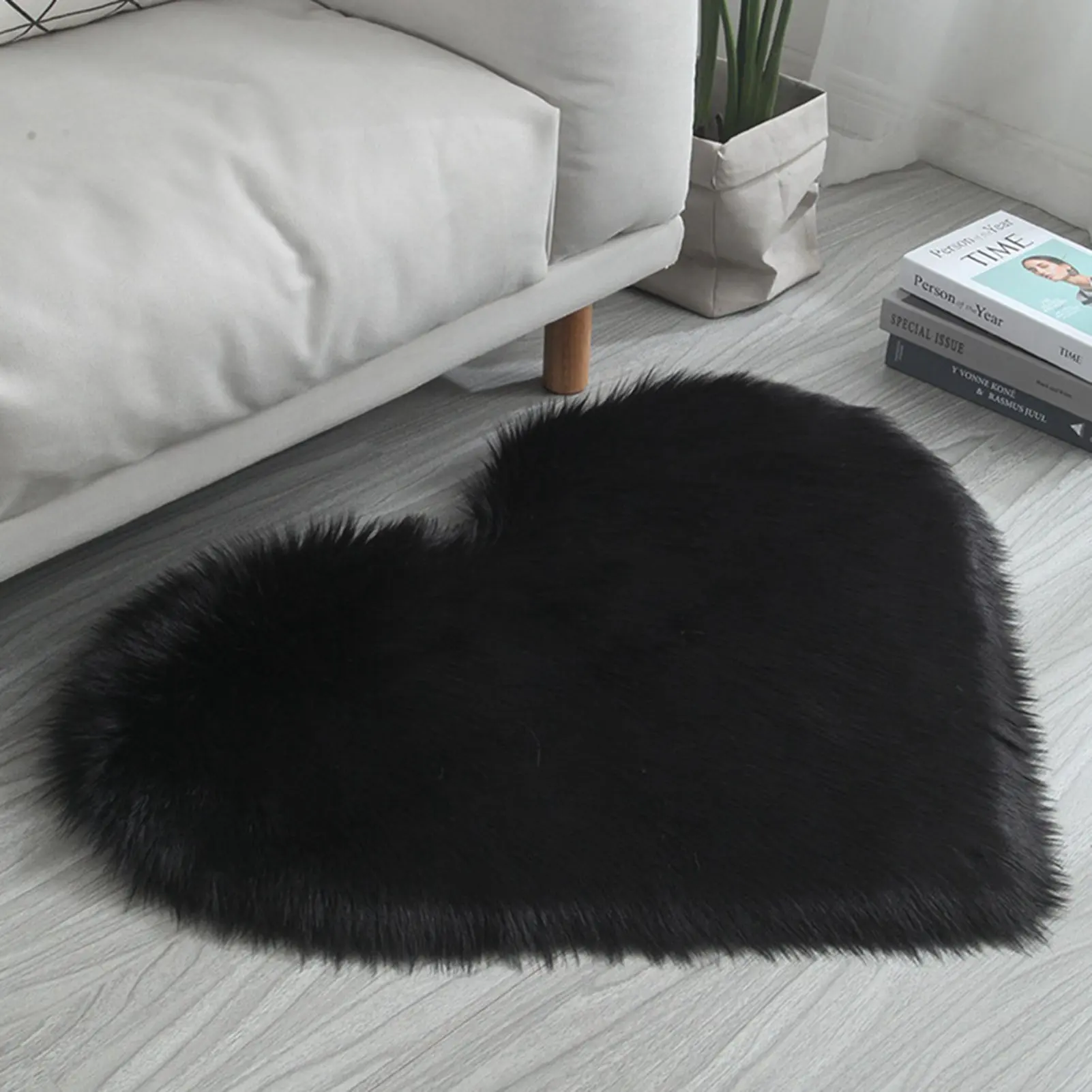 

30*40cm Shaggy Carpet Love Heart Rugs Artificial Fur Sheepskin Hairy Carpet Bedroom Living Room Decor Soft Shaggy Area Rug