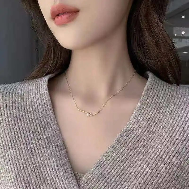 

New Necklace 2021 Pearl Pendant Necklaces for Women Temperament Clavicle Chains Choker Necklace Jewelry Accessories Collares