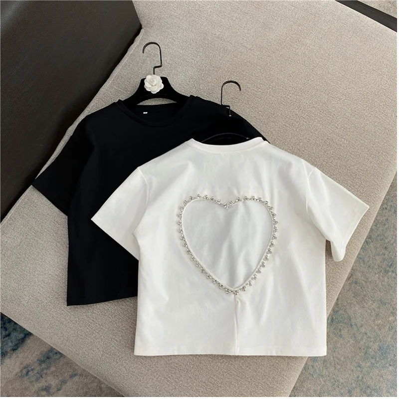 Кроп-топ свободный с коротким рукавом |