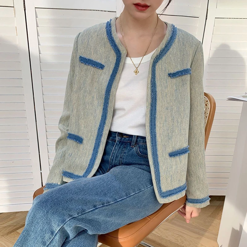 

TWOTWINSTYLE Patchwork Colorblock Coats For Female O Neck Long Sleeve High Waist Loose Women's Casual Coat Fashion New 2021