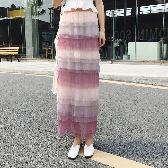 Эластичное плиссированное платье с высокой талией градиентное Радужное