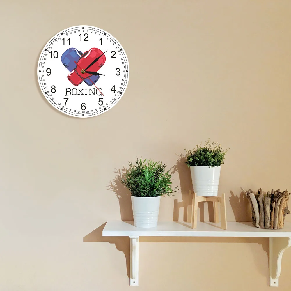 Синие и красные боксерские перчатки современные напечатанные настенные часы