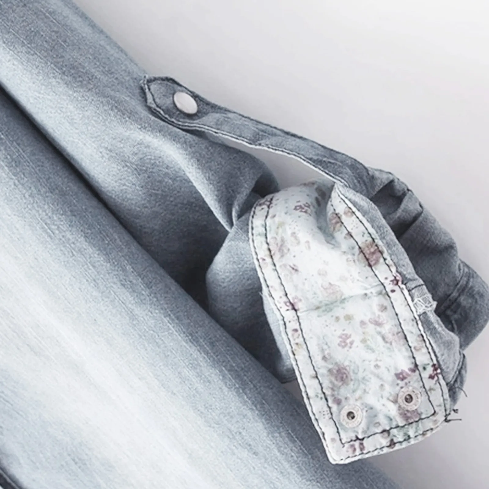 Сезон весна-осень Женская модная куртка свободного покроя на пуговицах с длинным