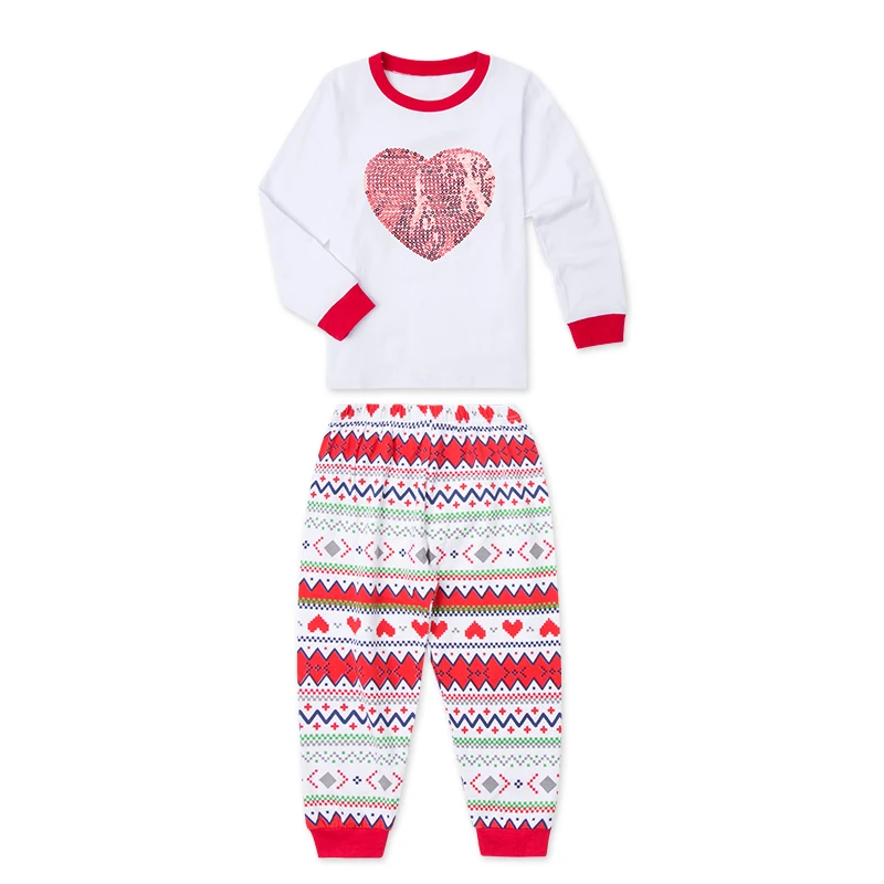 Милые семейные пижамы с длинными рукавами и блестками сердечками весенне