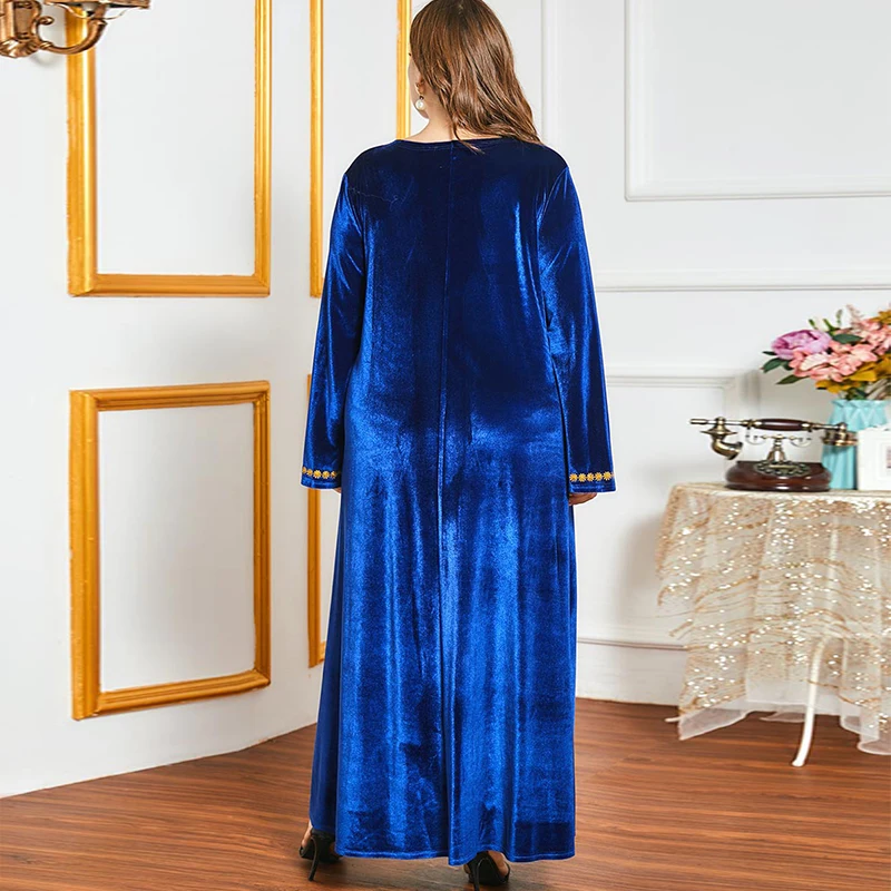 

Latest Plus Size Dress Autumn and Winter Women's Ethnic Embroidery Long-Sleeved Blue Color Casual Gold Velvet Dress For Women