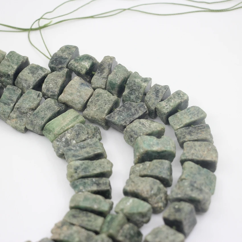 Флуоресцентный необработанный камень незакрепленные бусины с центральным