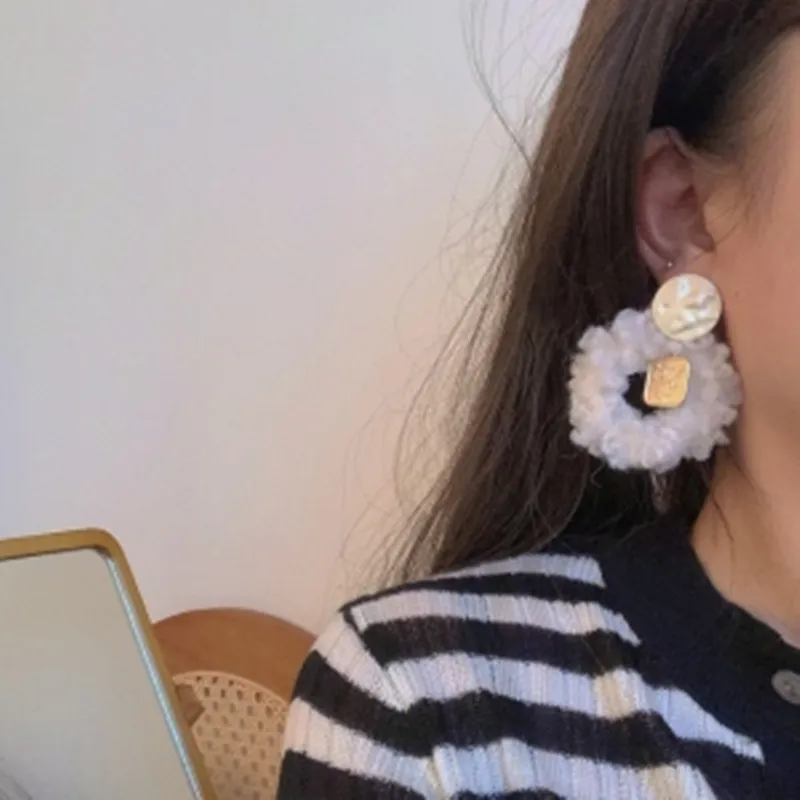 TIMEONLY преувеличенный теплое пальто из овечьей шерсти для детей золотые серьги