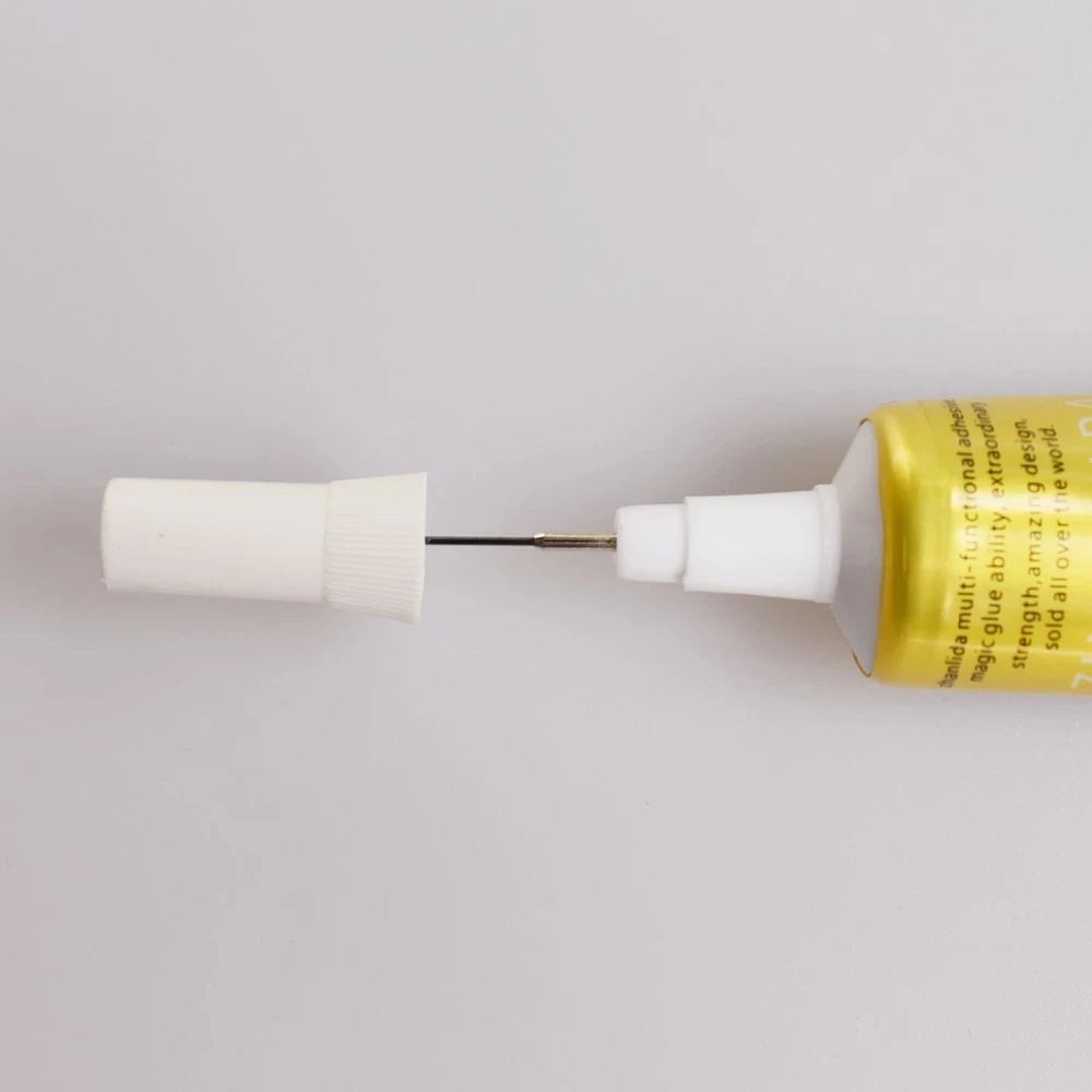 Рисунок 3 - Клей Zhanlida T7000