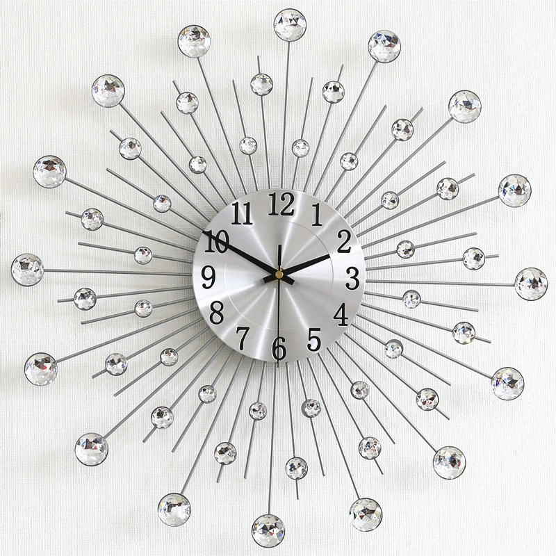 

Gypsophila Diamonds Wall Clock Vintage Metal Dial Creative Fashionable European Style Living Room Home Decoration Clock