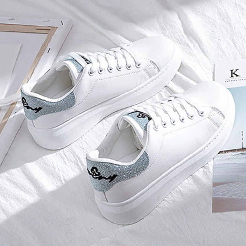 

Кроссовки женские на платформе, повседневные Нескользящие, на шнуровке, белые, весна 2021