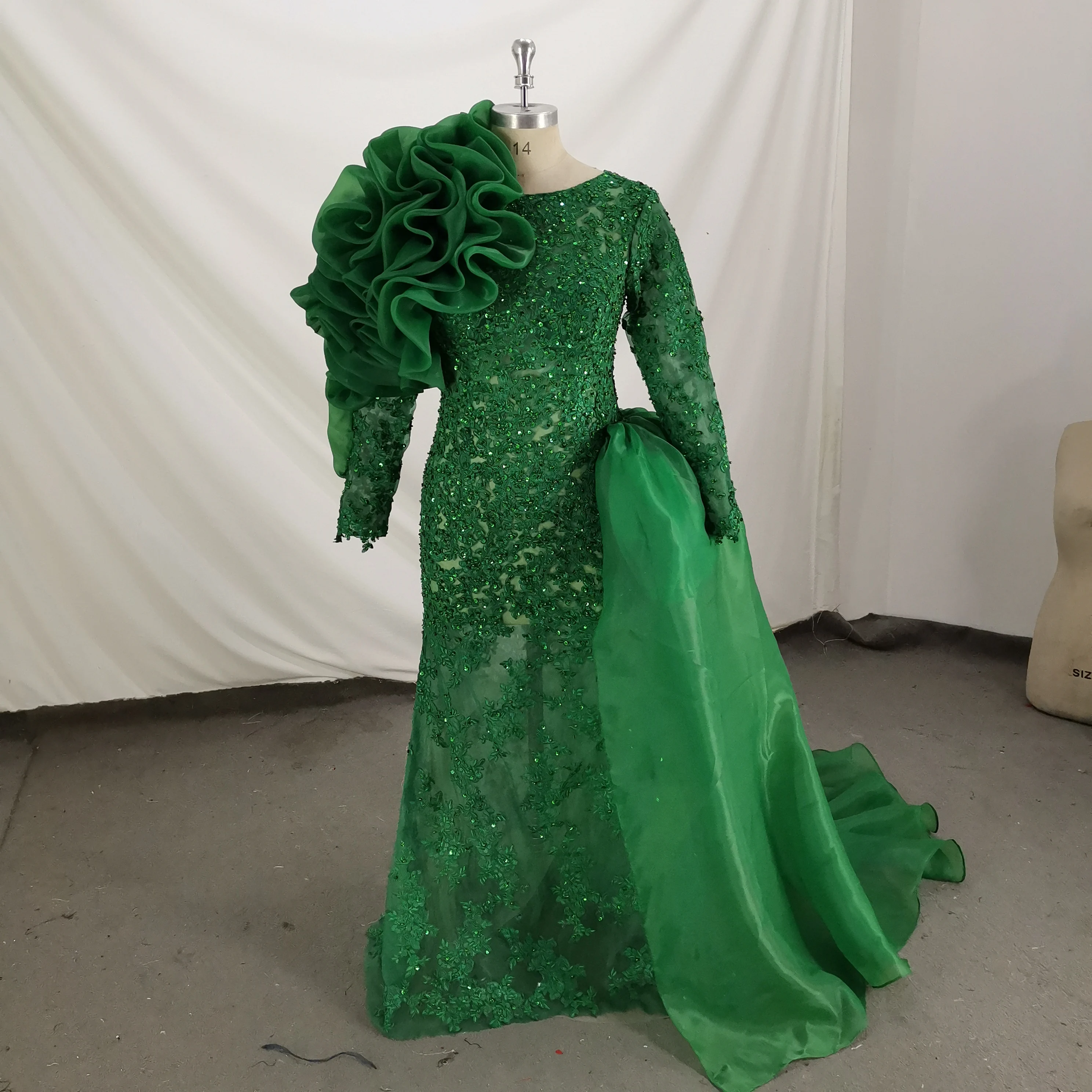 Женское вечернее платье с юбкой годе Бордовое круглым вырезом и длинными