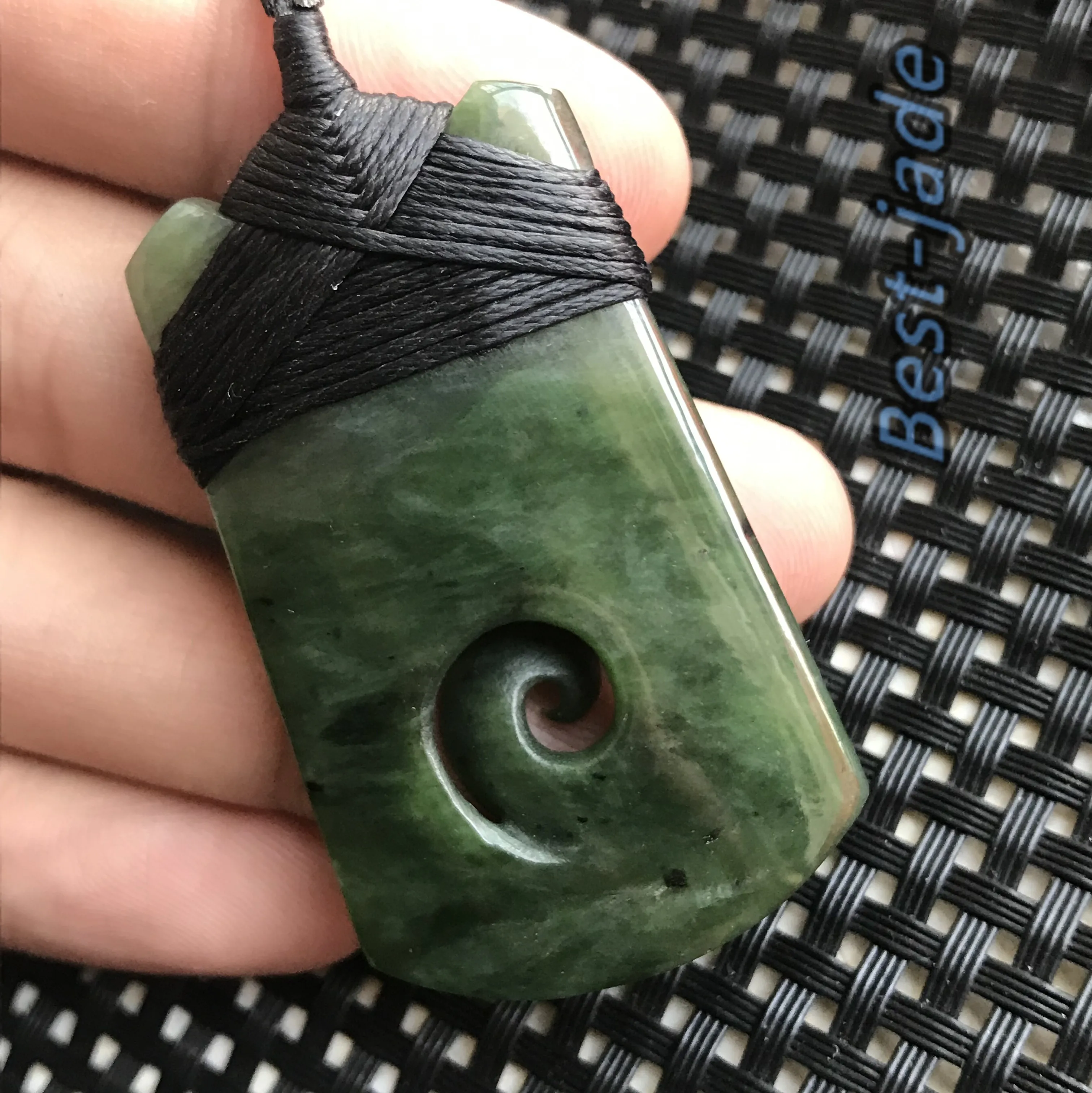 Винтажный топор с крючком Натуральная Зеленая подвеска нефритом маори NZ POUNAMU