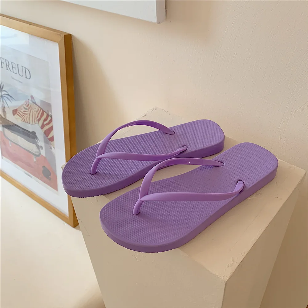 

Fashion Woman Beach Slippers Summer Flat Bottom Flip Flop Simple Solid Color Cool Breathable Sandals Holiday Seaside Shoes