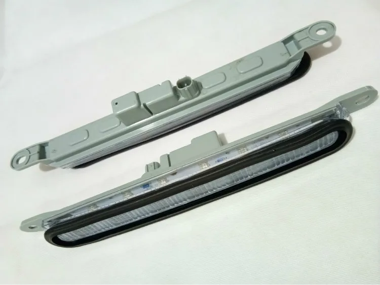 OEM 8334A080 высокий позиционированный дополнительный 3rd светильник автомобиля