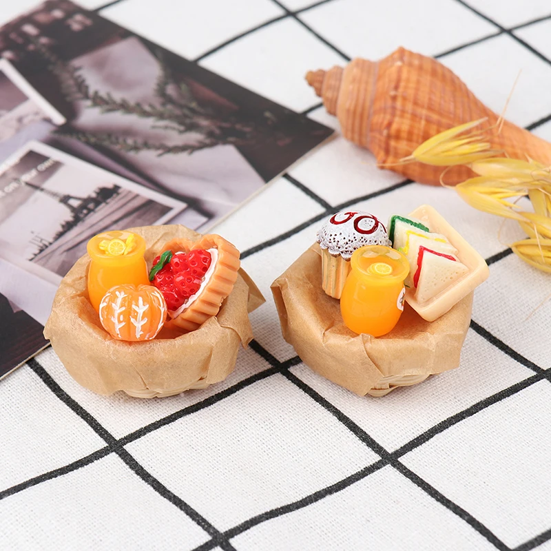 

1/12 Dollhouse Miniature Dessert Cake Kitchen Fake Food Cake Toy Doll Kitchen Toys DIY Simulate Cake Toys Decor Craft