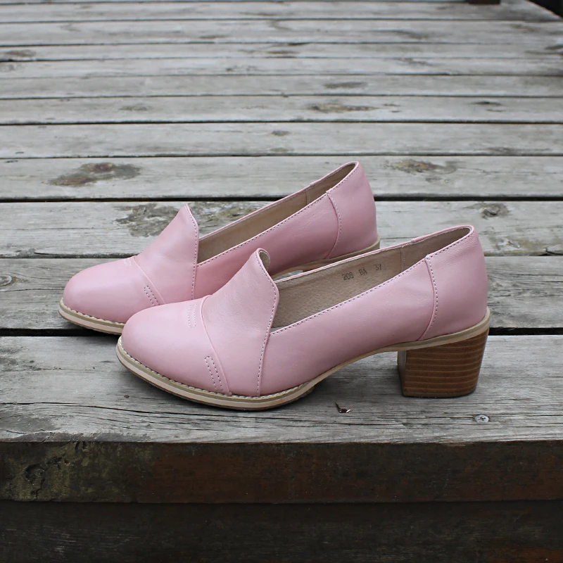 Розовые женские тонкие туфли на среднем каблуке Лоферы без шнуровки с круглым