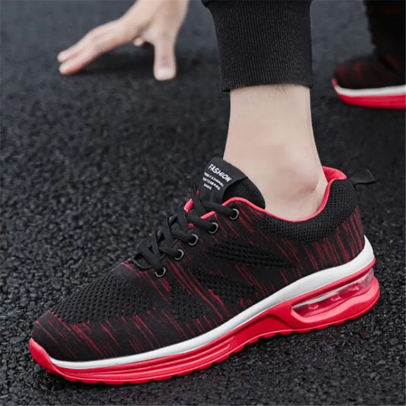 

New flying woven air cushion men's shoes casual wild lovers shoes outdoor travel wear Loafers men sneakers shoes zapatos hombre