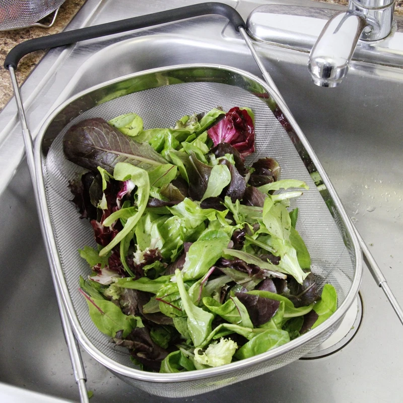

Premium Quality Over The Sink Stainless Steel Oval Colander with Fine Mesh 6 Quart Strainer Basket & Expandable Rubber Grip Hand