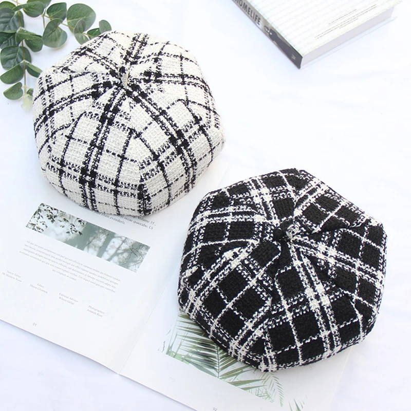 Новинка Осень-зима Casquette черно-белые клетчатые береты Дамская британская