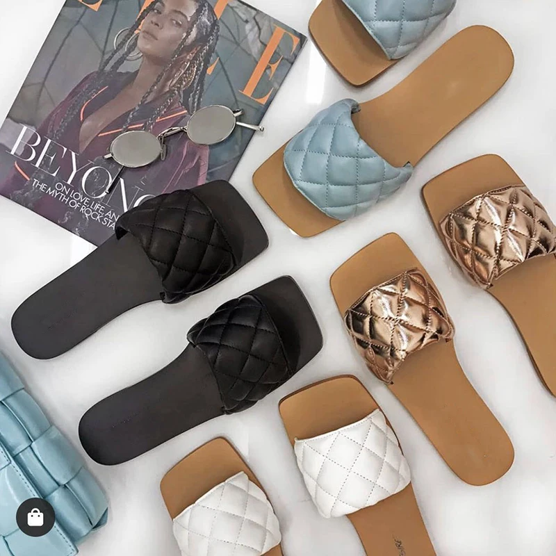 

Kapcie 2020 New Fashion Lattice Leather Square Peep Toe Shoe Casual Flat Slippers Outdoor Beach Sandals Women Mules Size 35-43