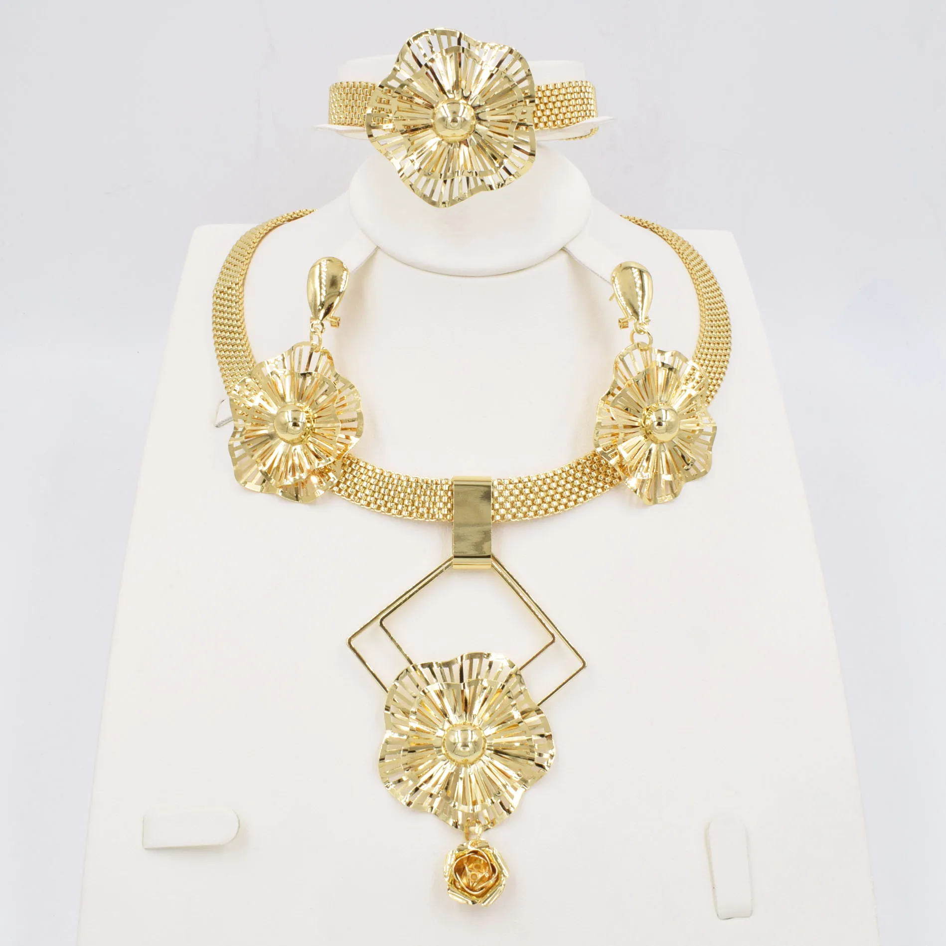 

NEW High Quality Ltaly 750 Gold color Jewelry Set For Women african beads fashion necklace set earring jewelry