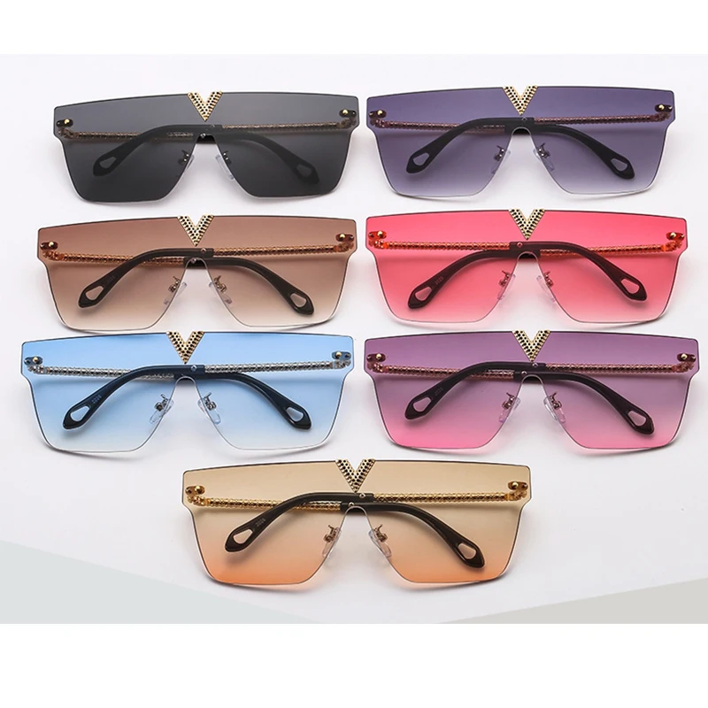 

Eyewear & Accessories