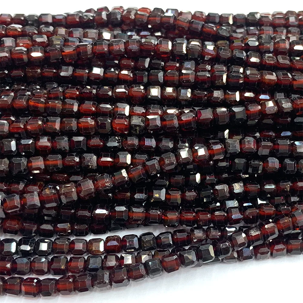 

Veemake Garnet Natural Stones Charms Gemstones DIY Necklace Bracelets Earrings Edge Cube Faceted Beads For Jewelry Making 07173