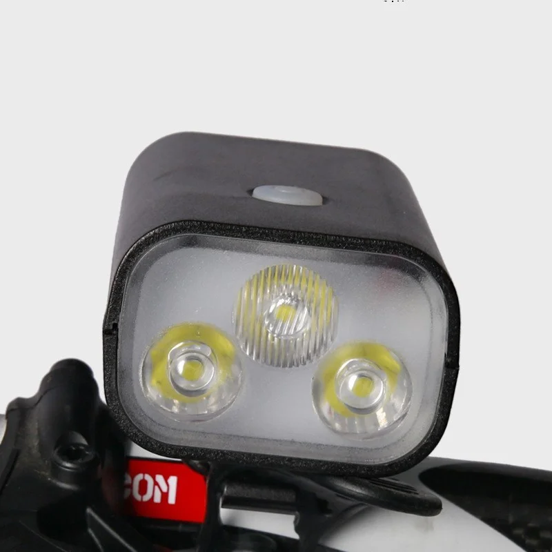 

LED Ambusher Bicycle Headlight USB Charging Lighting Night Outdoor Equipment Cross-border Set Bicycle Night Riding Light