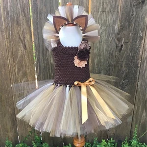 Детское вязаное платье-пачка на бретелях, с бантом в виде льва