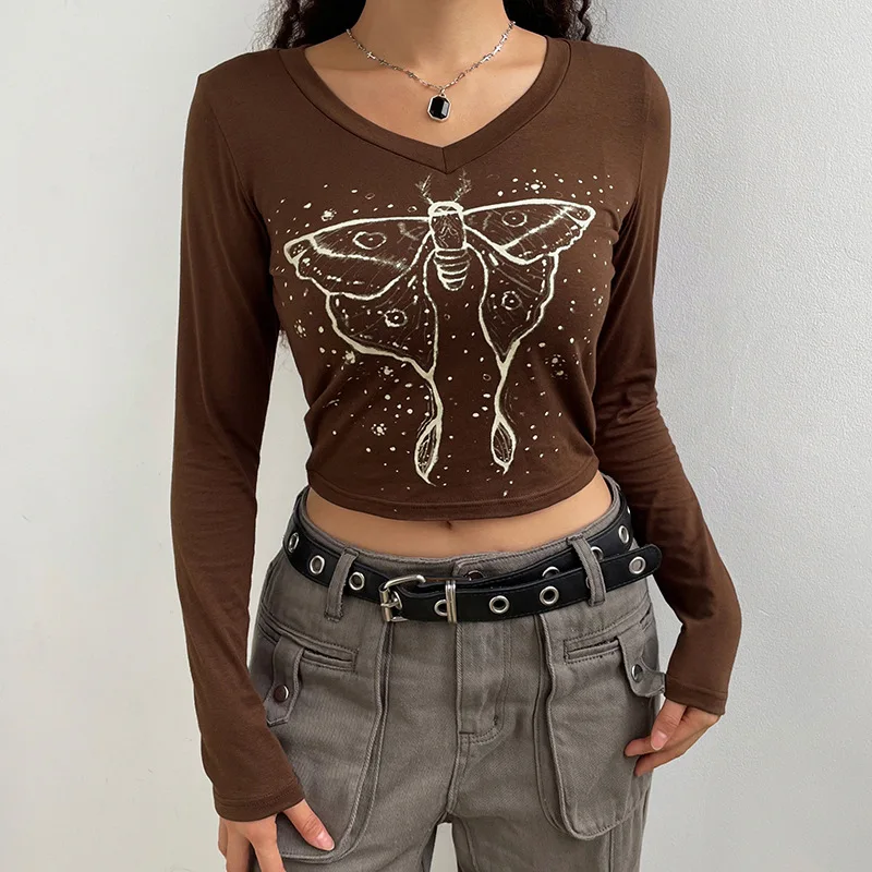 

WeiYao E Girl Techwear с принтом бабочки кавайные готические Графические футболки женские с V-образным вырезом длинными рукавами тонкие базовые Осен...