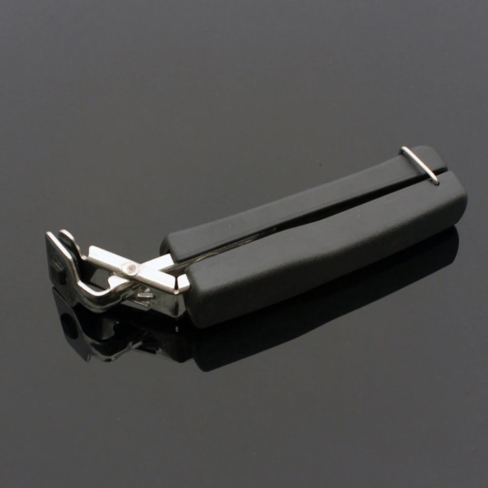 1pcs/lot A new microwave oven magnetron filament socket socket pin pin screw with no magnetron In Stock
