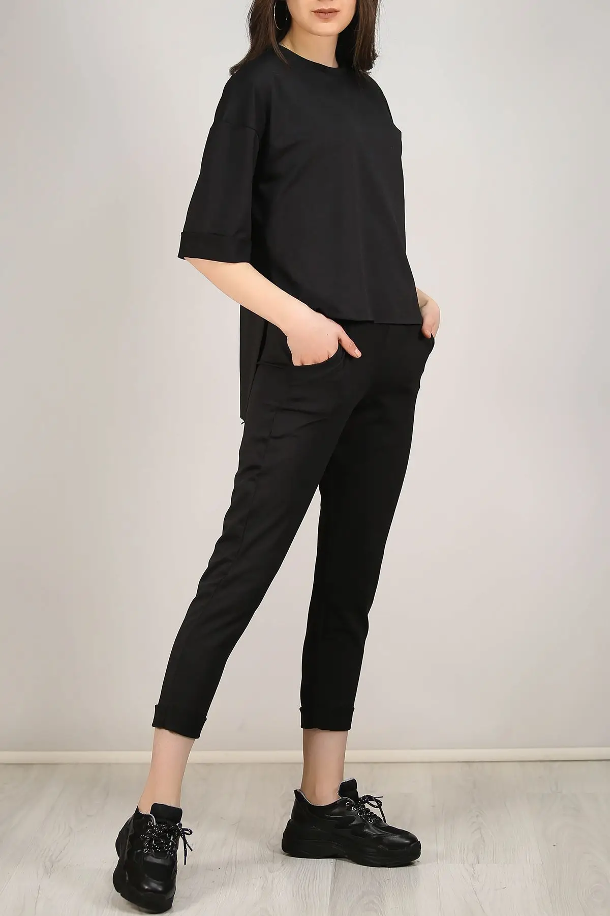 

Dual Track Suit Suit Black