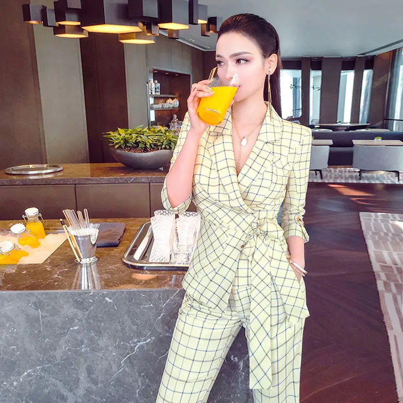 

2021 Women Spring Summer Vintage Suit Female Lace Up Blazer and High Waist Flare Trouser 2 Piece Set Lady Casual Plaid Sets F608