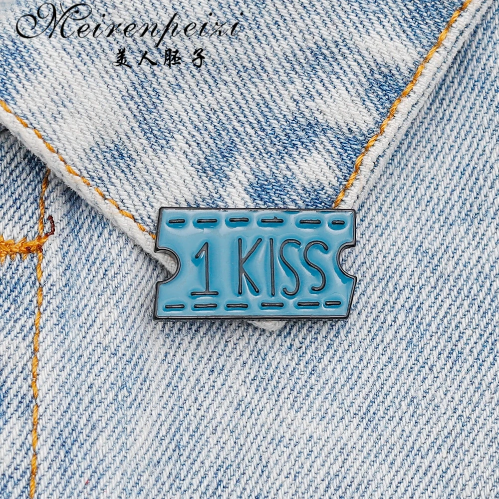Meirenpeizi 3 Pin Badges 1 Hug Smile Kiss Brooches for Women Cute Letter Enamel Denim Jackets Collar Badge Gifts Lover | Украшения и