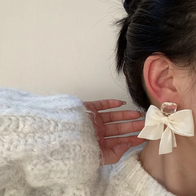 

Elegant Women bowknot fabric Crystal Earrings KOREAN Party Wedding Earrings