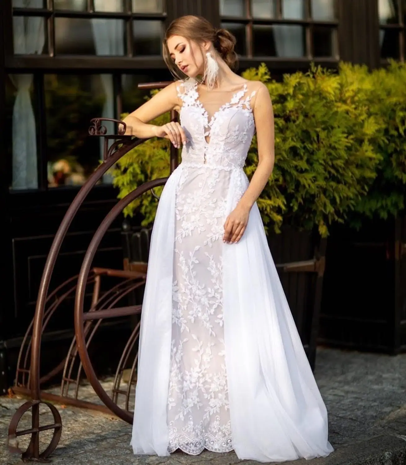 Простое свадебное платье с v-образным вырезом кружевные аппликации тюлевые